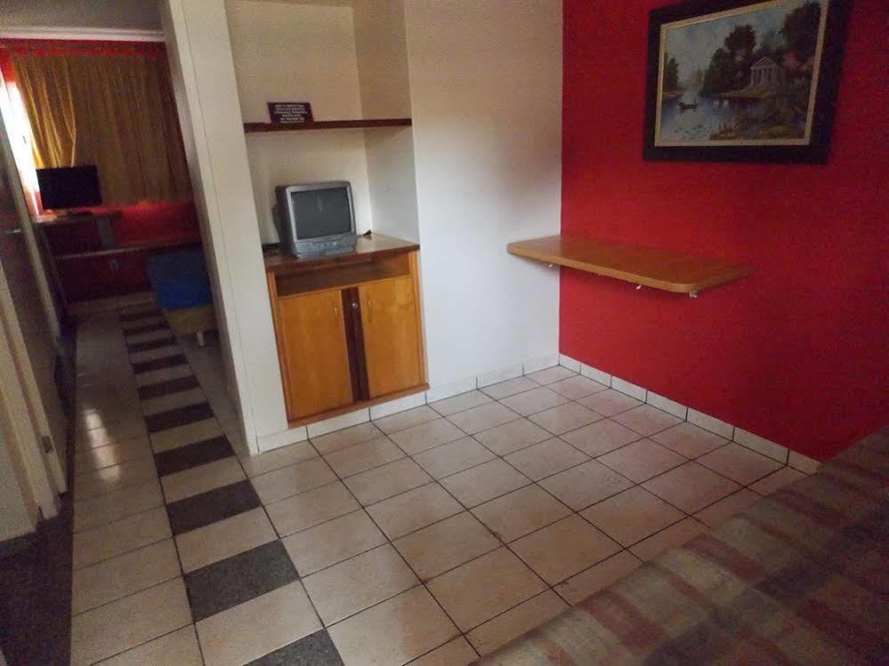 Di Roma Resorts - Reis Imoveis カルダス・ノバス エクステリア 写真